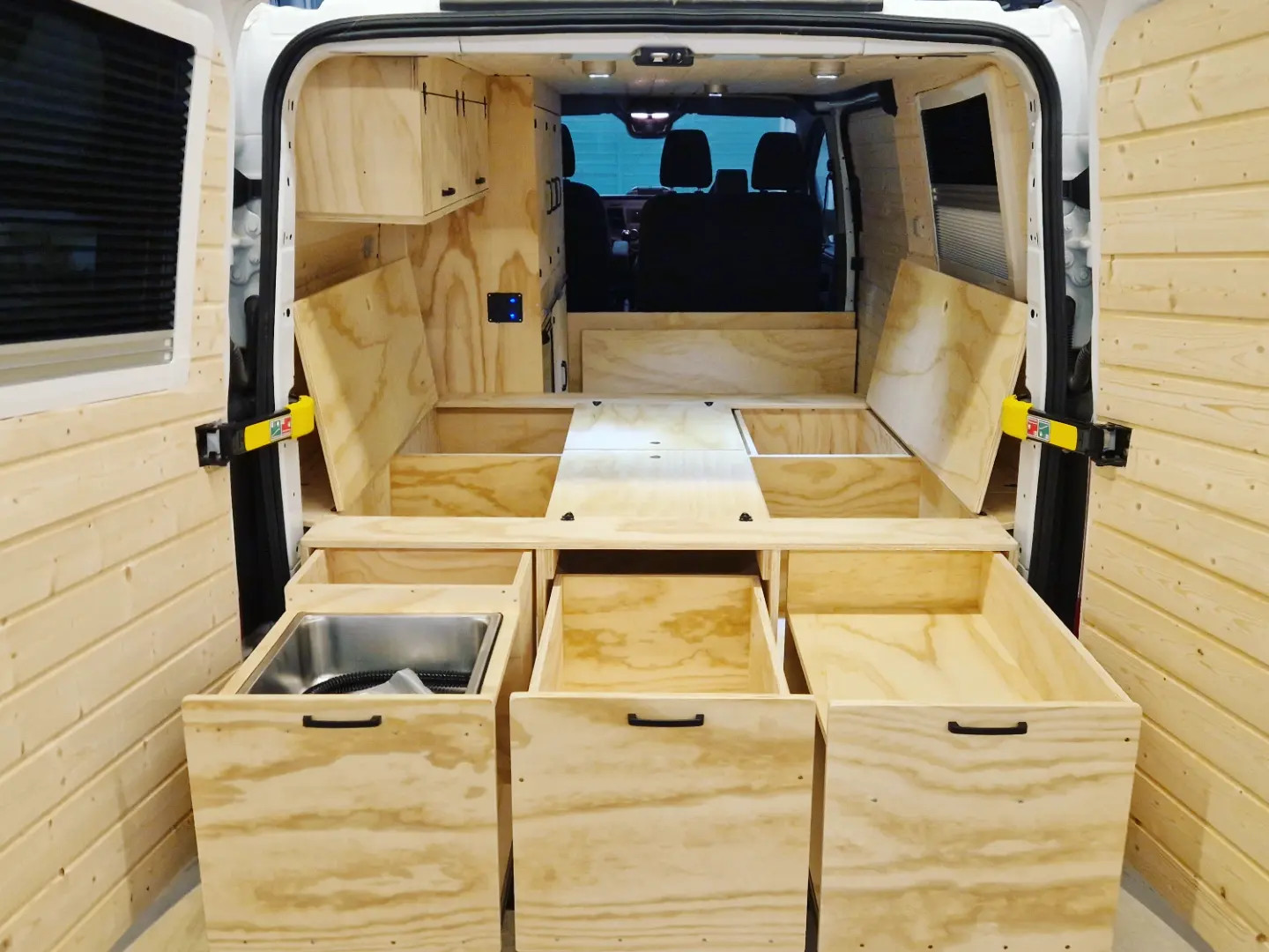 camper van mercedes vito Moonbox Campingbox 119cm main image 0