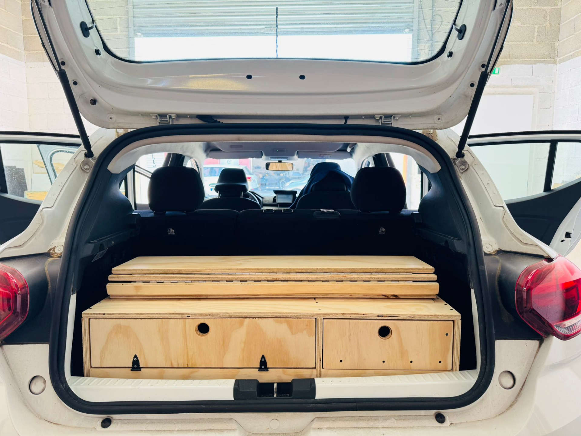 Dacia Sandero camper kit with removable furniture, folding bed and New Design mattress pack included